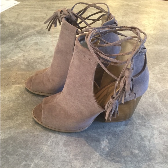 🌸 Madden Girl Open Toe Bootie 🌸 - Picture 2 of 6